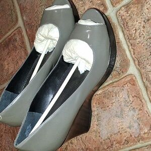 NWT Women's Open Toe Wedges